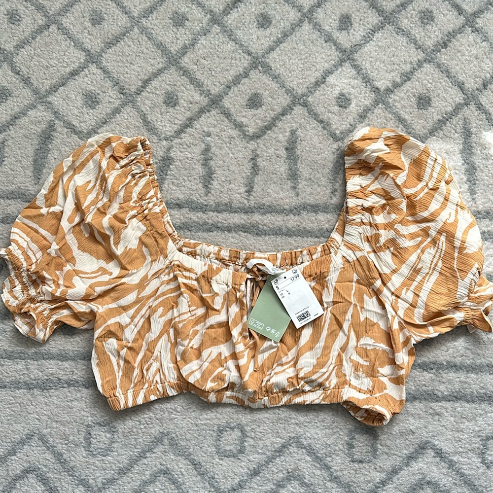 Printed crop top